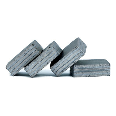 高速マルチダイヤモンドセグメント ソフトグランイト切削ツール 24*8.4/7.6*15mm 6.5mm