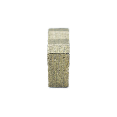高速マルチダイヤモンドセグメント ソフトグランイト切削ツール 24*8.4/7.6*15mm 6.5mm