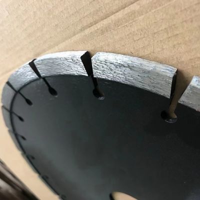 350mm 直径 40mm 断片形 グランイト切断刃 正確なブロック分割