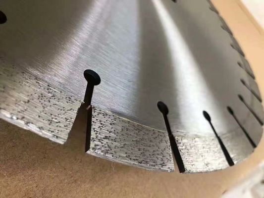 350mm 直径 40mm 断片形 グランイト切断刃 正確なブロック分割