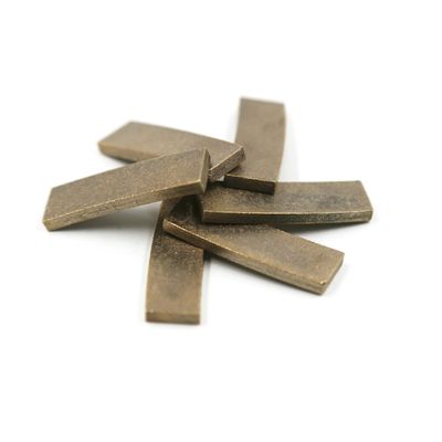 快速切断と長寿 40mm オマンの砂漠 黄色の大理石 リンクシング ダイヤモンドセグメント