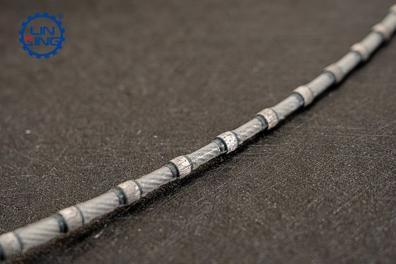 石を切るダイヤモンドワイヤセール 11.0mm 数珠直径とメートルあたり37pcs 数珠
