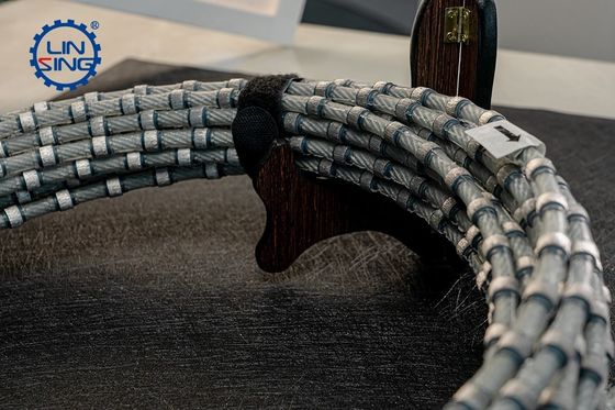 8.8mm シンターされたビーズ プラスチック ダイヤモンドワイヤー ソー 高精度 グラニートブロック 切断