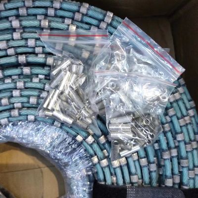 8.3mmのビーズプラスチックダイヤモンドワイヤーソーを切る グランイトブロックの四角化とプロファイリング