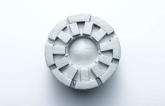 金属粉末 ダイヤモンド衛星ホイール グラニートスラブを磨く 130mm カスタマイズ
