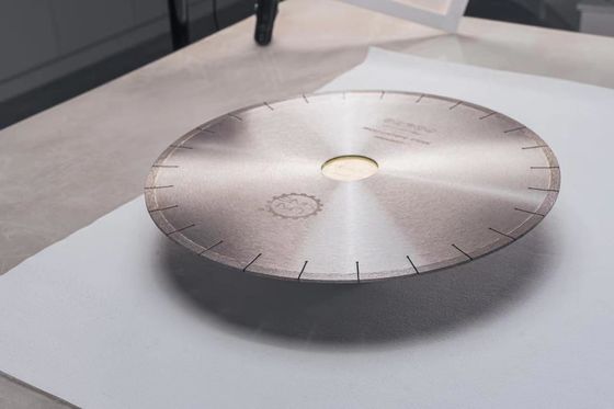 350mm 14' Uスロット ポルセラン ダイヤモンド 切断 鋭さ 利点
