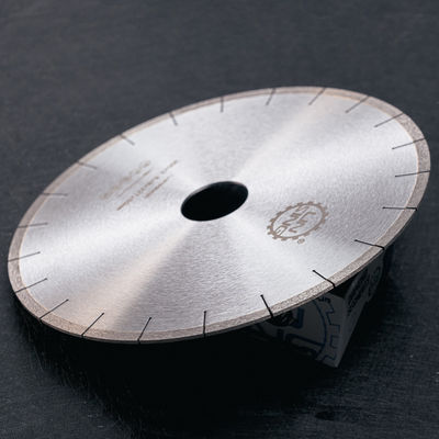 350mm ダイアモンドソーブレード 鋭さ優位性 Uスロット ポルセランとセラミックカット機