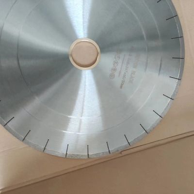 パーソナライズされたサポートと保証された切断のための350mmデクトンUスロットダイヤモンドソーブレード
