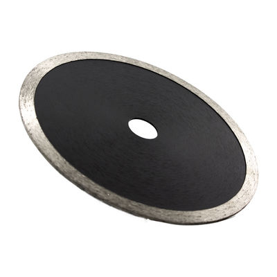 ホットプレスD180mm連続リムダイヤモンドカットディスクを使用して自信を持って石をカット