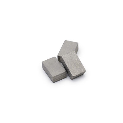 24*9*15mm ダイヤモンドアンデサイトセグメント メキシコとインドネシアのバザルト石切削用