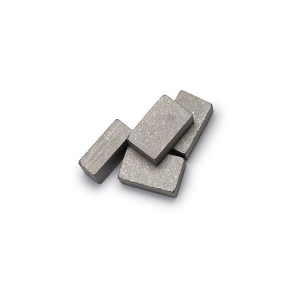 24*9*15mm ダイヤモンドアンデサイトセグメント メキシコとインドネシアのバザルト石切削用