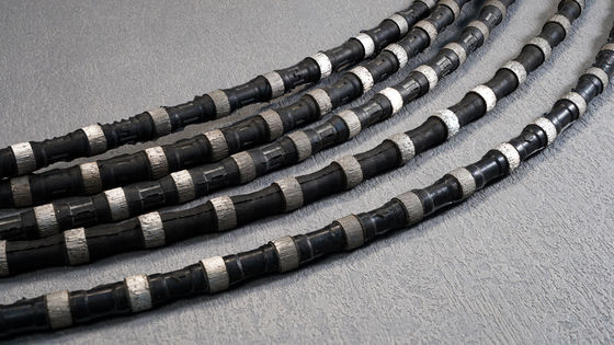 D11.5MM D12MM 石の採石場における混凝土と鋼の切削のためのダイヤモンドワイヤーソーロープ