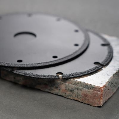 350mmレーザー溶接 ダイヤモンドソーブレード マーブル セラミック Ti コーティング エッジ 高さ 0.315in