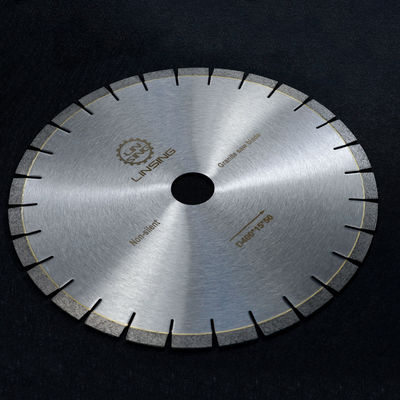 高周波溶接 350MM ブリッジソーマシンで花びらを切るダイヤモンドソーブレード