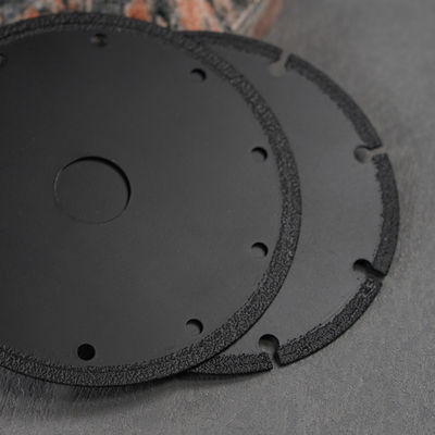 アルミニウム材料の切削のための真空溶接ダイヤモンド切断ディスクの切断刃 D180MM
