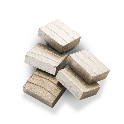 ダイヤモンド金属粉 24*12.7/11.5*15 mm 石灰岩採掘用切断部分