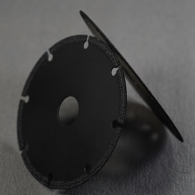 アルミニウム材料の切削のための真空溶接ダイヤモンド切断ディスクの切断刃 D180MM