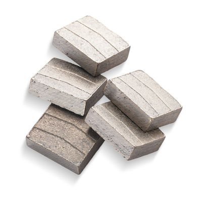 ダイヤモンド金属粉 24*12.7/11.5*15 mm 石灰岩採掘用切断部分