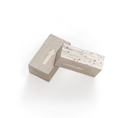 パーソナライズされたマルチ用途の大理石と花岩の切削のための直線24x8x13mmダイヤモンドセグメント