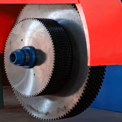 赤い花岩ブロックのプロファイリングのための単腕多刃石切断機