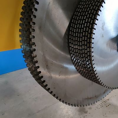 赤い花岩ブロックのプロファイリングのための単腕多刃石切断機