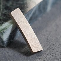 ダイヤモンドの粉末と金属の粉末 1200mm 1400mm 石灰岩アンデサイトを切るための切片