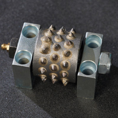 140 170mm トラペソイド フランクフルト ダイヤモンド ブッシュ ハンマー プレート ローラー 自動 磨き機