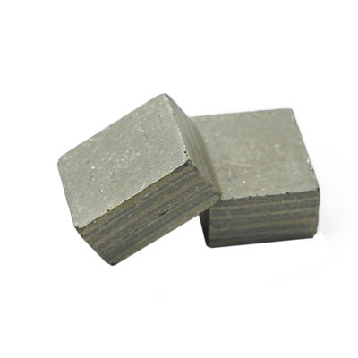 24*11.5*20mm 金属磨きディスク ヒント 金属磨きパッドのためのダイヤモンドセグメント Aグレード