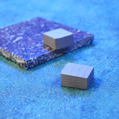 R Shape Diamond Granite セグメント タイのスクラップで LINSING石切削ツールによって