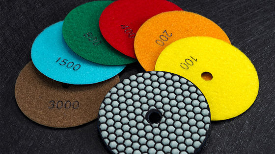 OEMサポート 125mm 樹脂結合 ダイヤモンド 柔軟な干し磨きパッド グランイト大理石