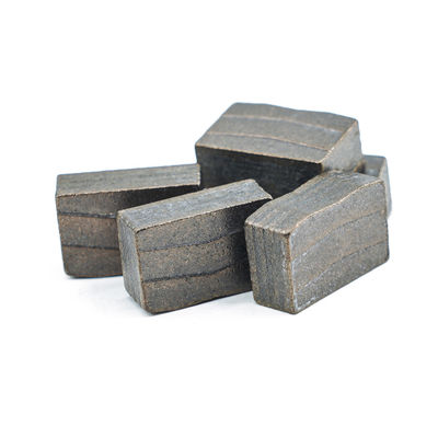 端 OEM サイズ 石灰岩ブロック切断のためのダイヤモンドセグメント 端 精密切断