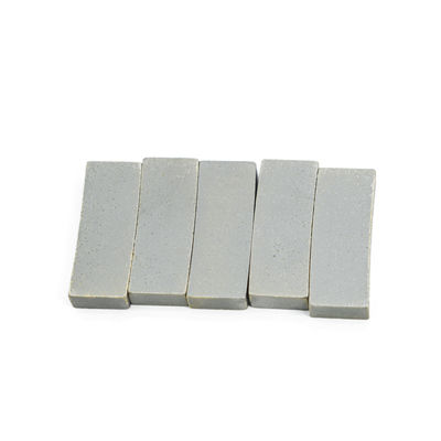40*7*15MM ダイヤモンドセグメント 高周波ブレズでダイヤモンドサーブ刃の溶接機械のために