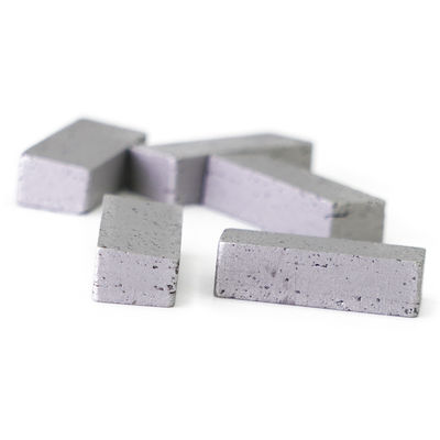20*4.8/5.4*8mm ダイヤモンド 金属粉末 半硬グラニート石を切る用 帯状の切片