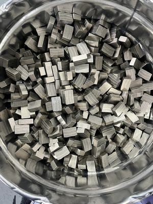 オーダーメイドOEM D1300MM ダイヤモンドセグメントチップ 金属粉末とダイヤモンド粉末