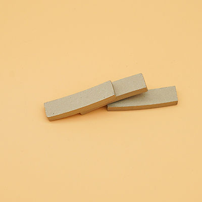 マルマー切断セグメント 40*5*10mm ダイヤモンドツールとARC形石切削 450mm
